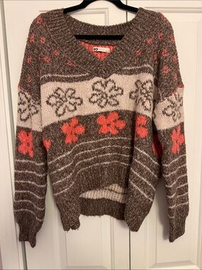 SO Brown V-Neck Sweater with Coral and Cream Floral Accents